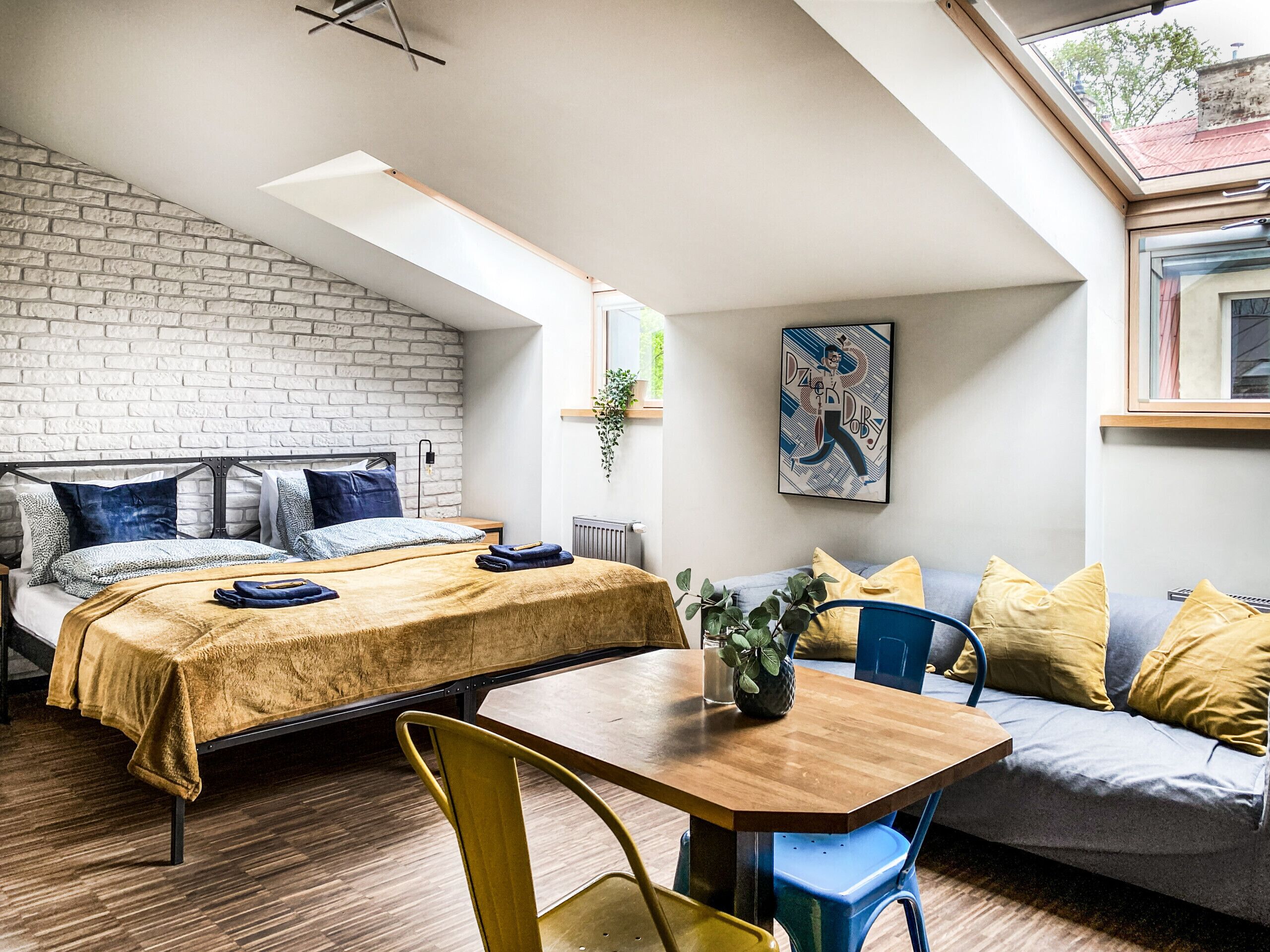 Fer et planche à repasser, Wi-Fi gratuit, draps fournis