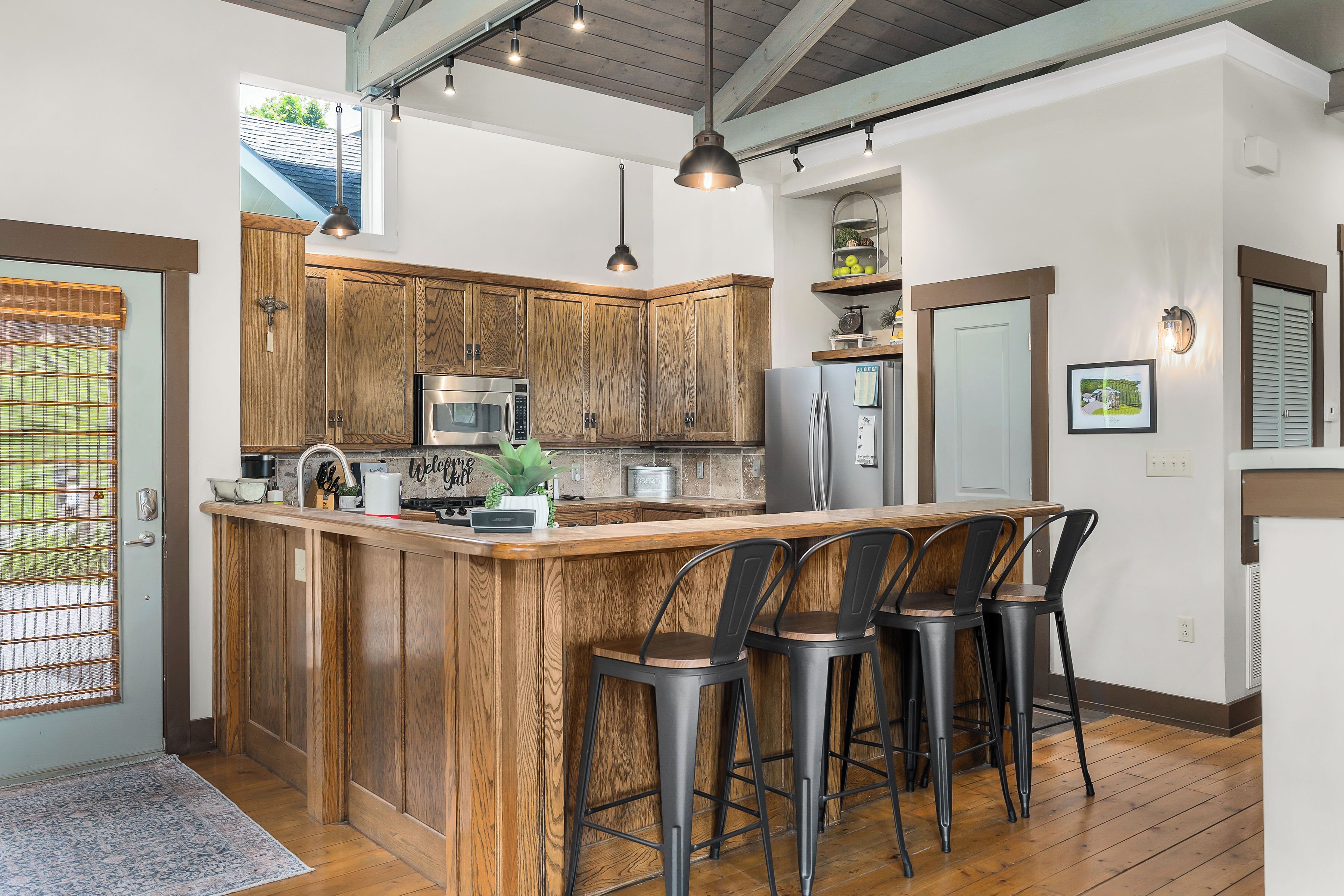 冰箱、微波炉、烤箱、炉灶