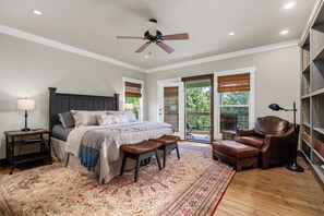 5 Schlafzimmer, Schreibtisch, kostenloses WLAN, Bettwäsche