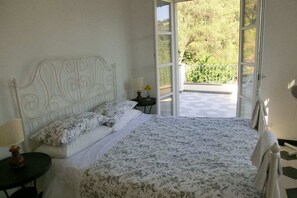 4 camere, ferro/asse da stiro, culla da viaggio, Wi-Fi gratuito