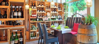 Hotel Müller Café & Wein . Mondholzhotel