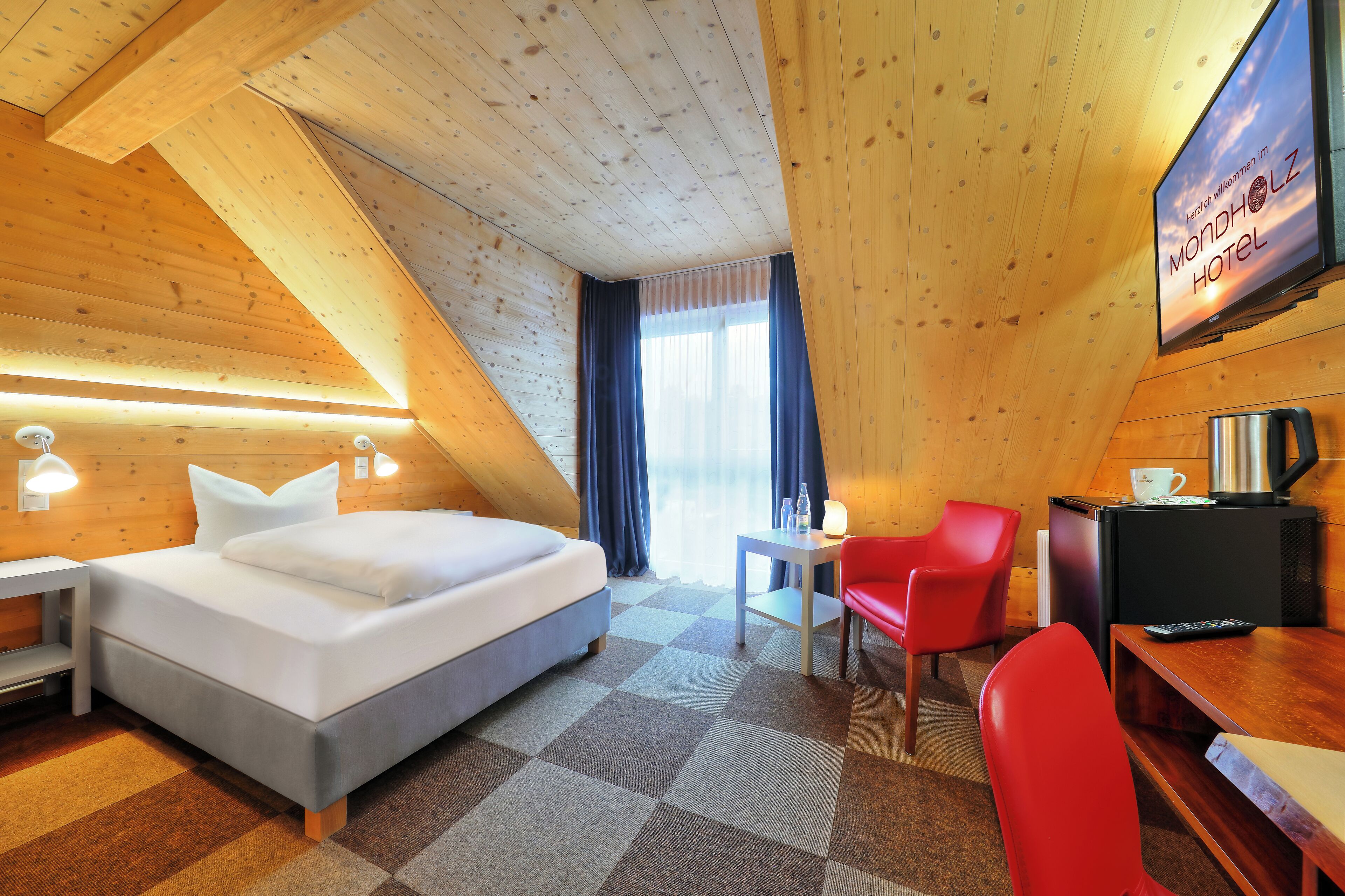 Tallelokero huoneessa, yksilöllisesti sisustettu