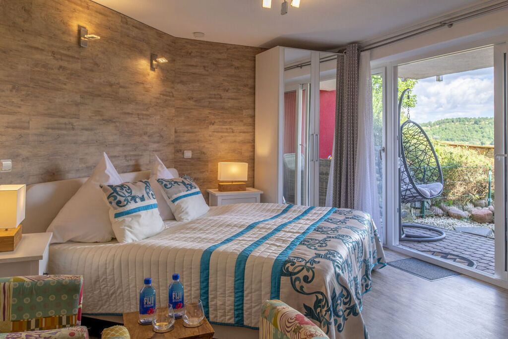 熨斗/熨衣板、旅行婴儿床、免费 WiFi