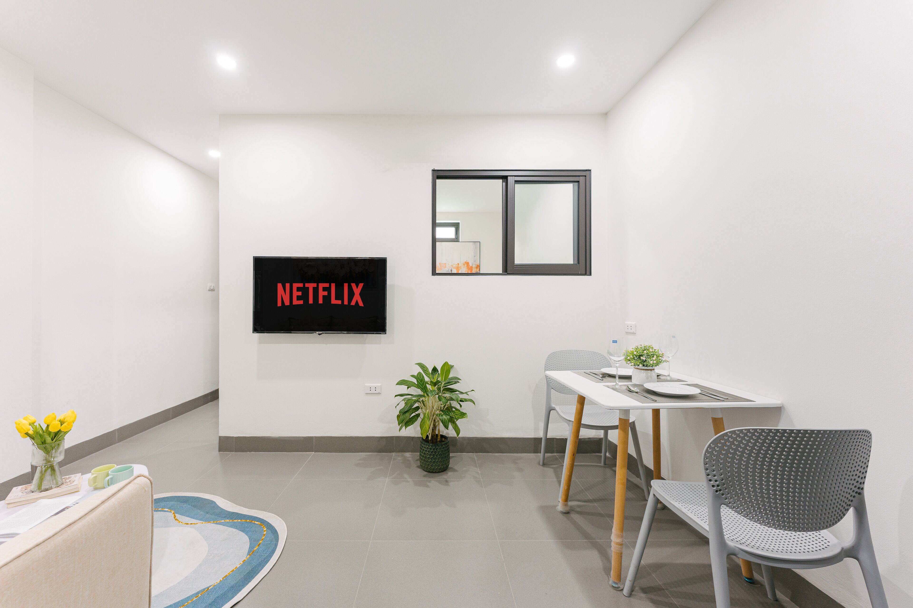 Cortinas blackout y sistema de insonorización 