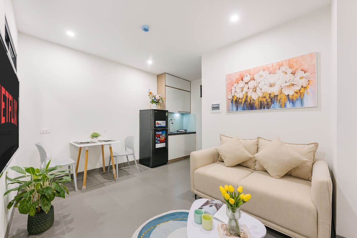 1 habitación, cortinas blackout y sistema de insonorización