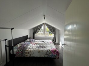 4 bedrooms, free WiFi