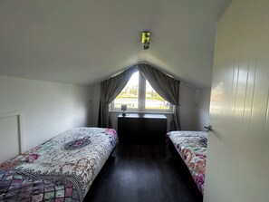 4 bedrooms, free WiFi