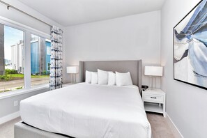 3 chambres, coffres-forts dans les chambres, fer et planche à repasser