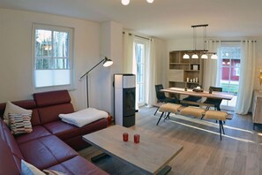 Smart-TV, peis og DVD-spiller
