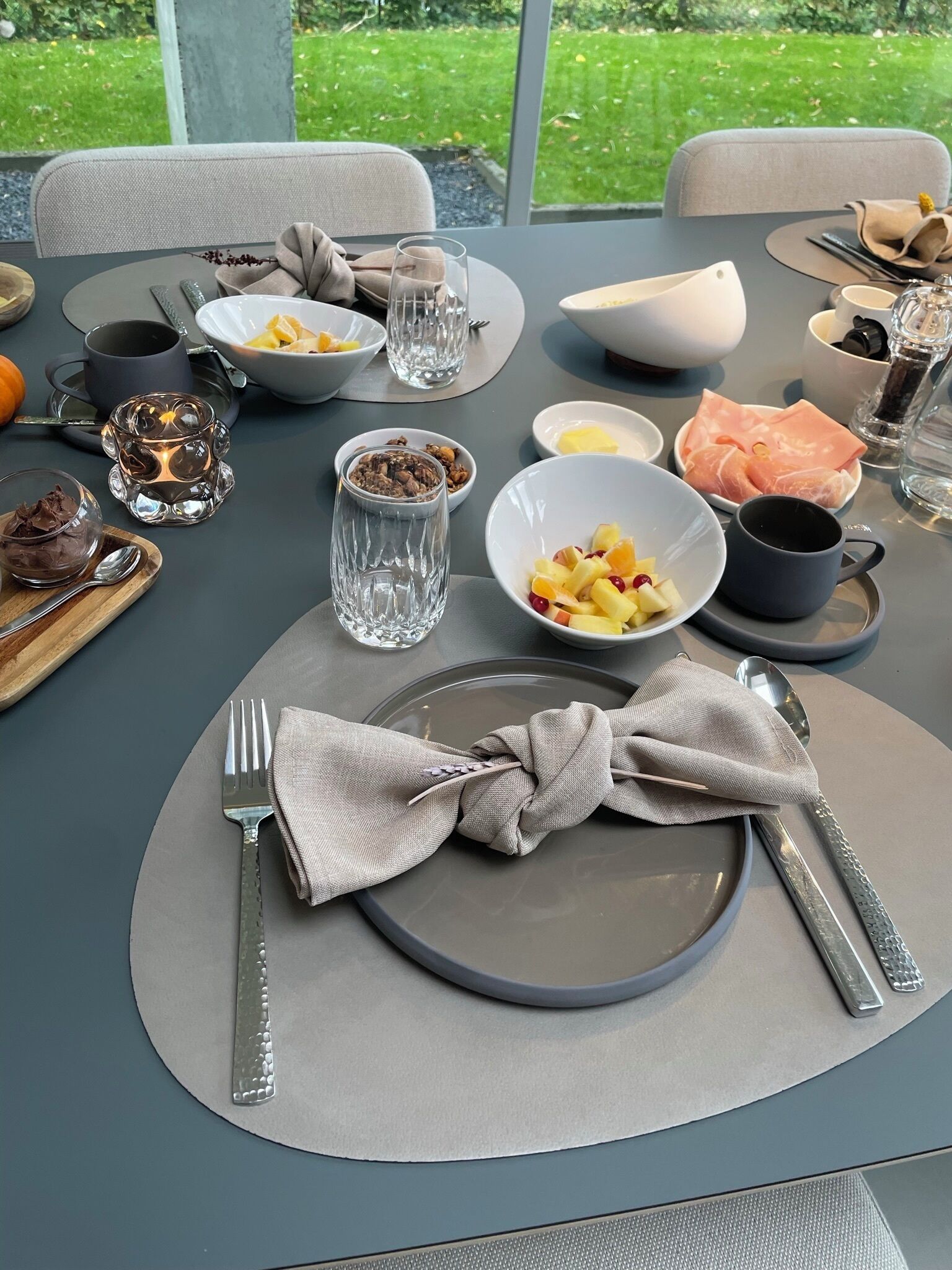 Komplet morgenmad hver dag (18.50 EUR pr. person)