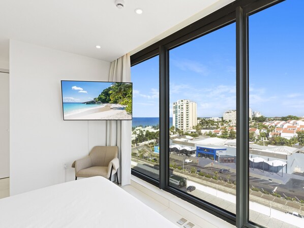 1 bedroom, in-room safe, iron/ironing board, free WiFi