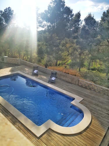 Casa en la Montaña Cerca de la Playa