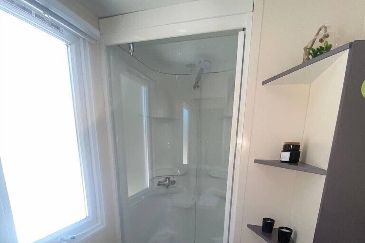 Mobile Basic-Unterkunft | Badezimmer