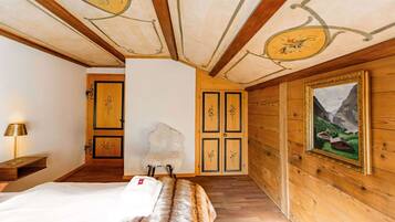 4 makuuhuonetta, silitysrauta/-lauta, Wi-Fi, vuodevaatteet