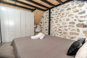 City stone houses kalymnos 1 | 1 sovrum, strykjärn/strykbräda och gratis wi-fi