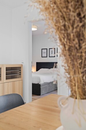 1 bedroom, iron/ironing board, WiFi, bed sheets - Modern 1-BR Apartment with Balcony in Cessange (Luxembourg)