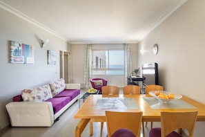 Apartment, Mountain View | Living area