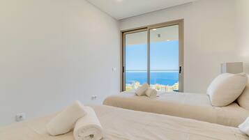 Luxury Apartment, Ocean View | 2 bedrooms, iron/ironing board, free WiFi