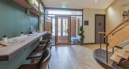 High-end boutique apartment near city center!