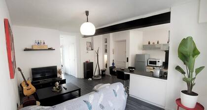 Appartement Cosy au Coeur des Maisons de Champagne Avec Jardin Privé de 110m2
