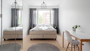 Premier Apartment, Courtyard View - Modern 3BR Apartment with Best Location (Tampere)