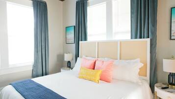 5 室のベッドルーム、デスク、アイロン / アイロン台、WiFi