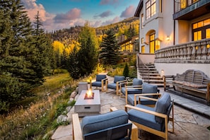 Terrace/patio - Chateau Hadarian (Vail)