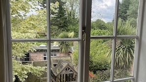 Superior Twin Room, Garden View