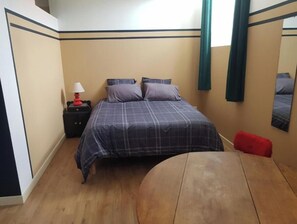 1 bedroom