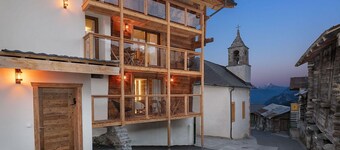 Pilànous Residence - E-Alpine Suite - Swiss Alps