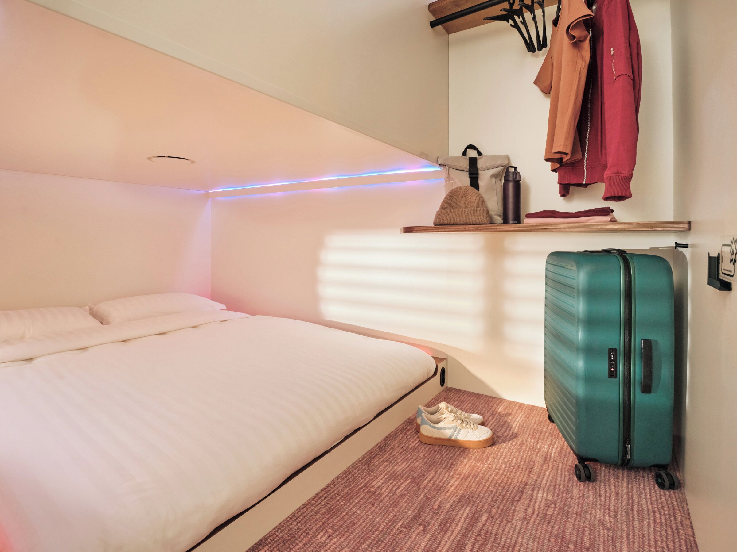 Hub with Shared Bathroom | 隔音、熨斗/熨衫板、免費 Wi-Fi、床單