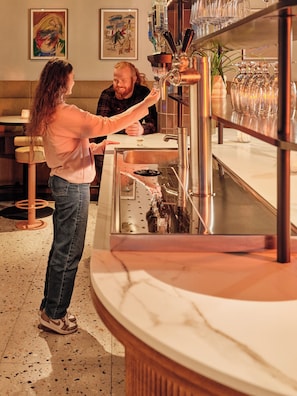 Lobby lounge
