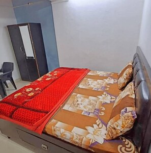 Superior Triple Room | Free WiFi, bed sheets - Saurav Palace Mathura (Mathura)