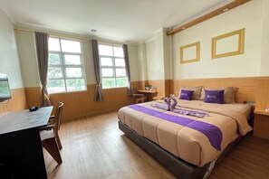 豪華雙人房 | 書桌、免費無線上網、床單