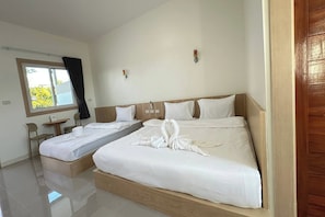 Kamar Keluarga | Kamar mandi | Shower, pancuran hujan, perlengkapan mandi gratis, dan kloset