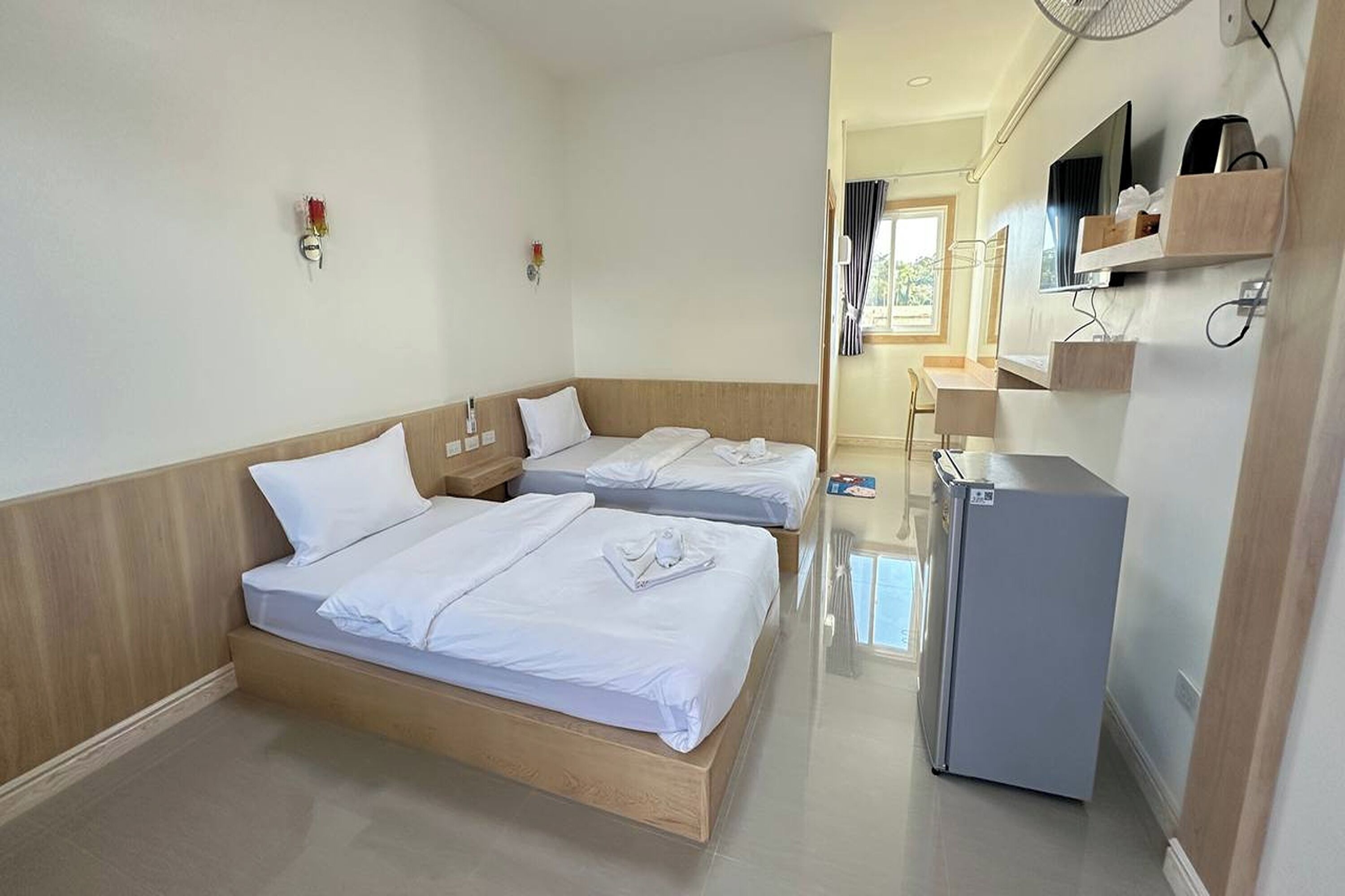 Værelse med 2 enkeltsenge | Skrivebord, gratis Wi-Fi, sengetøj