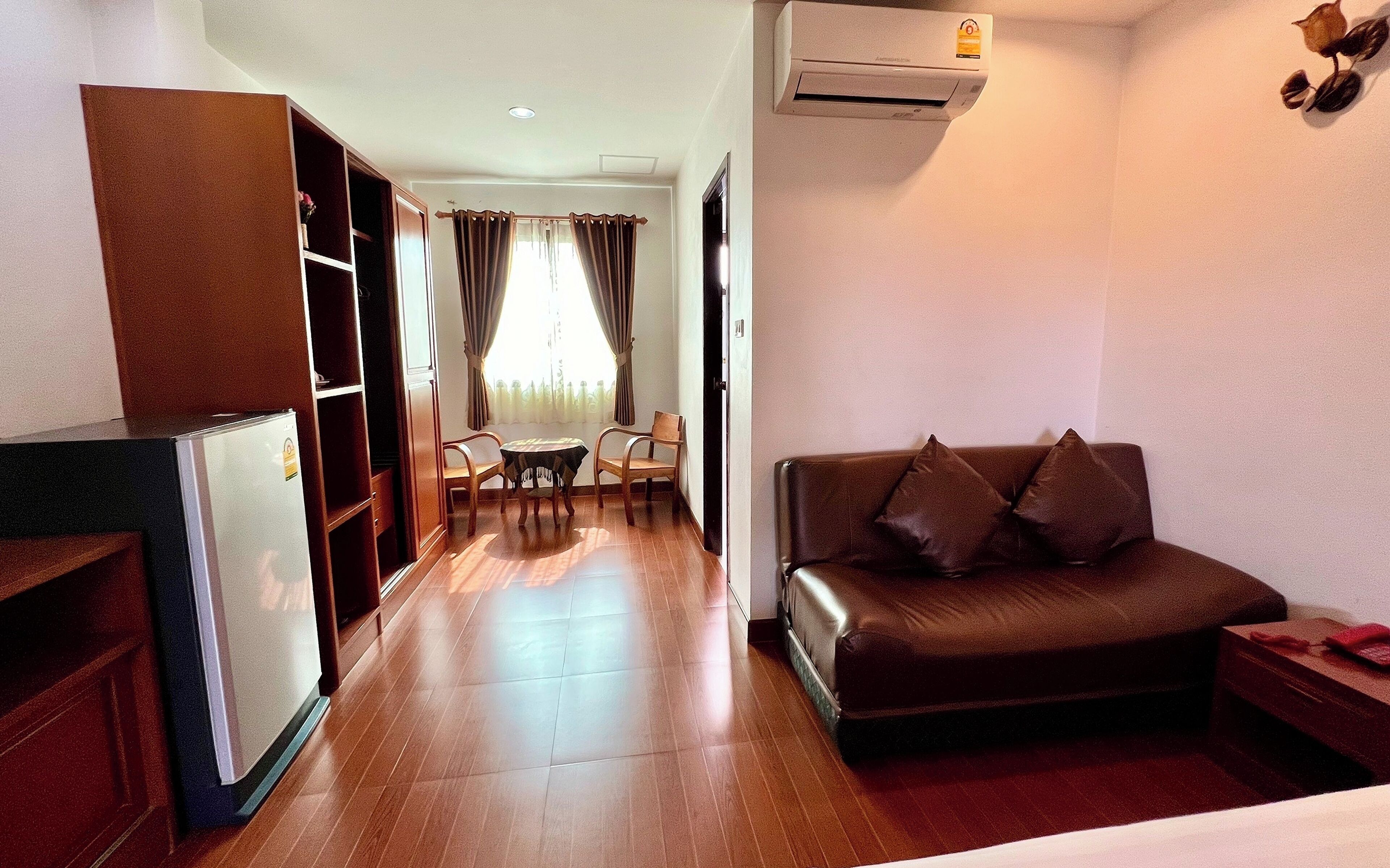 Standard Studio | Minibar, desk, free WiFi, bed sheets