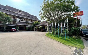 Exterior - Sawadeelanna Hotel (Nan)