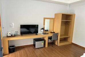 高級雙床房 | 書桌、遮光布/窗簾、熨斗/熨衣板、免費無線上網