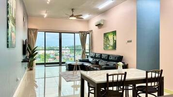 2 bedrooms, laptop workspace, free WiFi, bed sheets