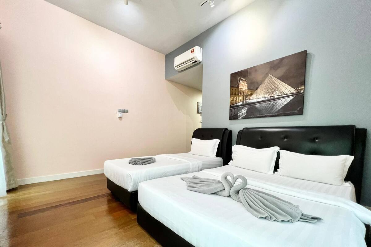 Appartement, 4 slaapkamers | Een laptopwerkplek, gratis wifi, beddengoed