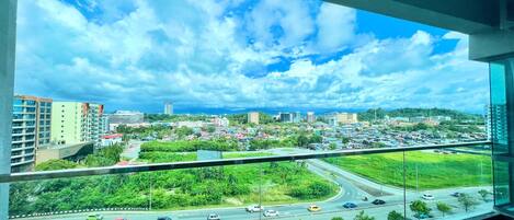 Apartamento, 4 quartos | Vista do quarto