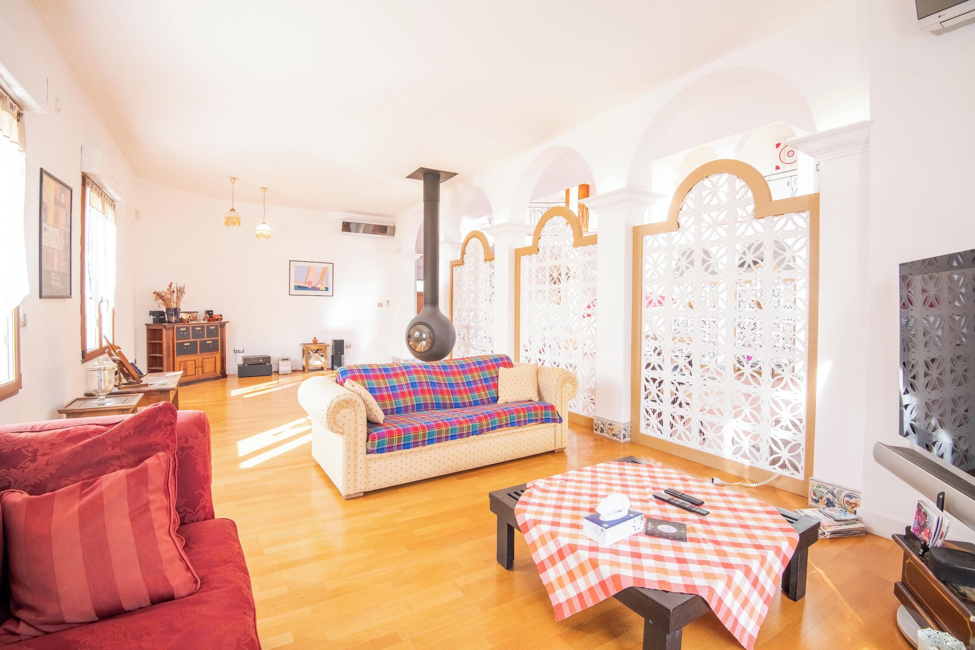 Homerez - Villa In Saint-cyr - Tours