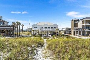 Exterior - 💎Lowe Tide, Fantastic Private Beach Front Home. 5 Stars! (Navarre)