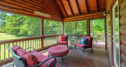 Nottely and Nice-Riverfront,dog friendly,hot tub
