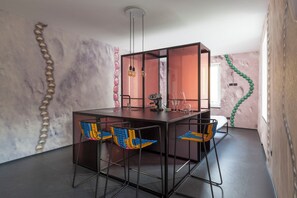 1 bedroom, iron/ironing board, free WiFi