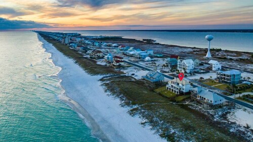 Sea La Vie • Luxury Gulf-Front Retreat w/ Elevator • Sleeps 19 • Pet-Friendly