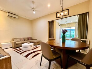 Dining - Capital O 90992 iStay - The Loft Imago (Kota Kinabalu)