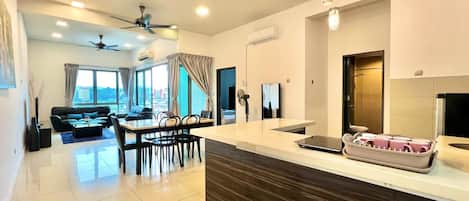 Apartment, 4 Bedrooms | Laptop workspace, free WiFi, bed sheets