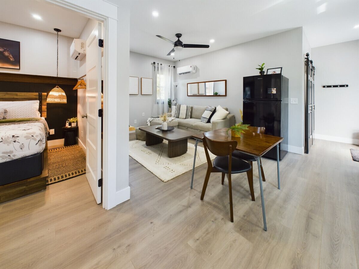 1 dormitorio, tabla de planchar con plancha, wifi gratis y ropa de cama